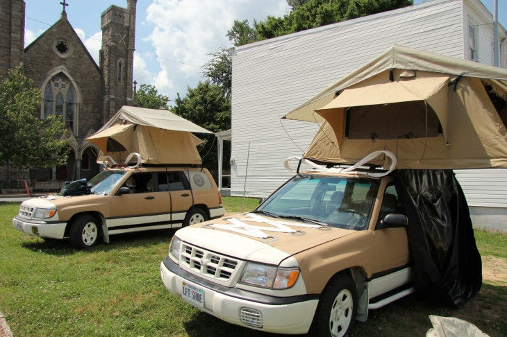 超軽量屋根のおかしいキャンプの演劇のための上のテント1部屋の構造を現れて下さい