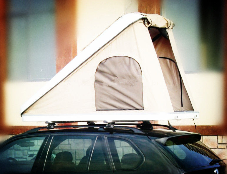 三角形の堅い貝車の屋根の上のテント、ステンレス鋼のポーランド人の小さい屋根の上のテント