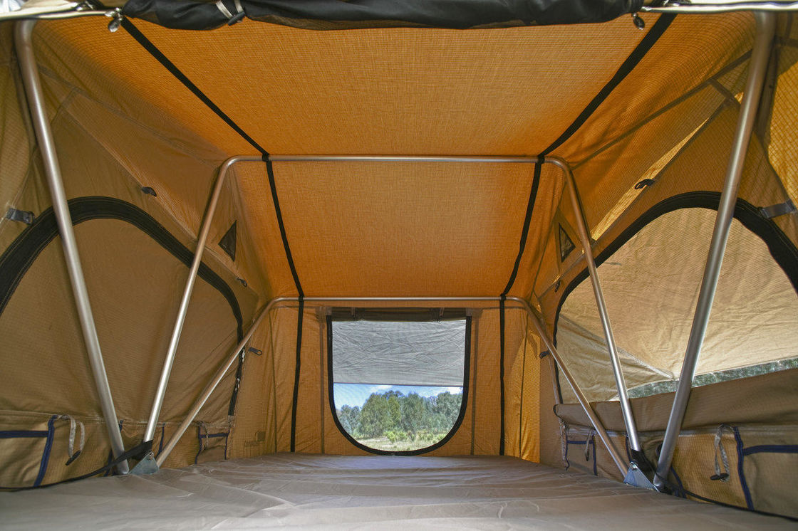 アルミニウム ポーランド人4の人の屋根の上のテント、Kukenamのトラックによって取付けられるテントの反紫外線