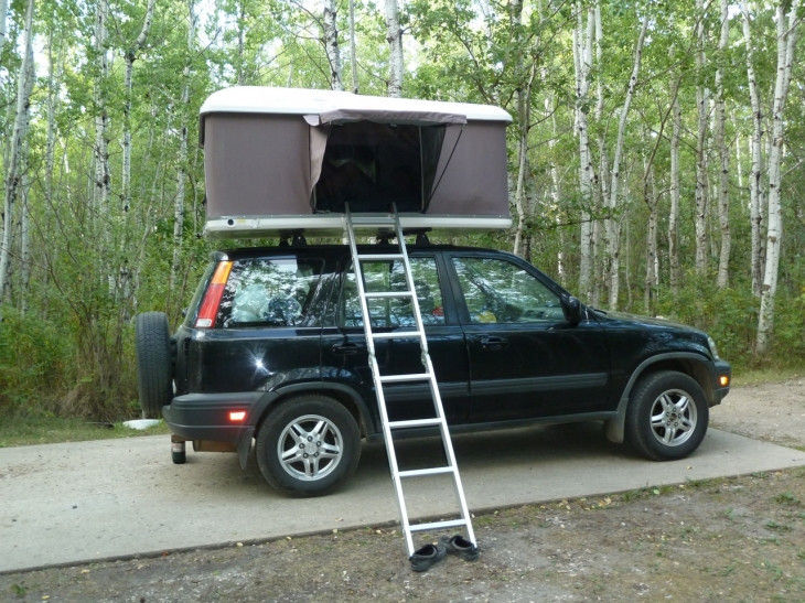 自動車堅い箱の屋根の上のテント、二重層の堅い貝のキャンプ テント